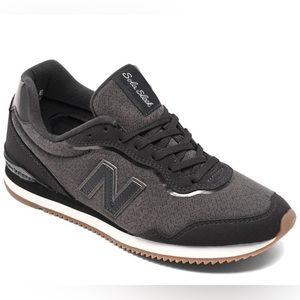 New Balance womens Sola Sleek V1 Sneaker, Chalkboard/Black Metallic, size 9 US